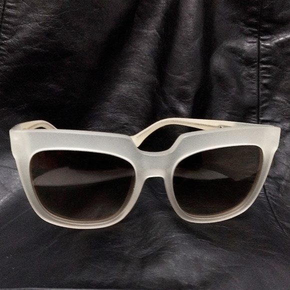 Balenciaga Square Clear Frame Sunglasses- New - Picture 8 of 8